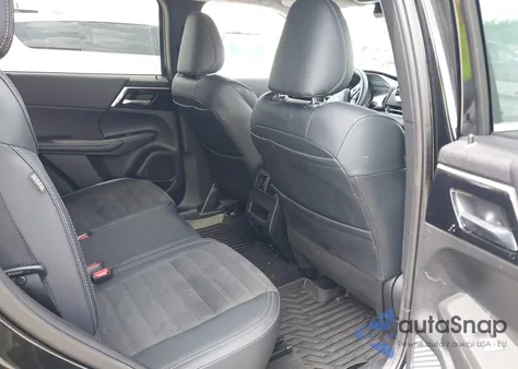 2024 Mitsubishi Outlander Se/Black Edition z USA, uszkodzony, nr VIN JA4J3VA89RZ076932